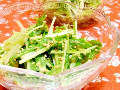 水菜のごまマヨ和え